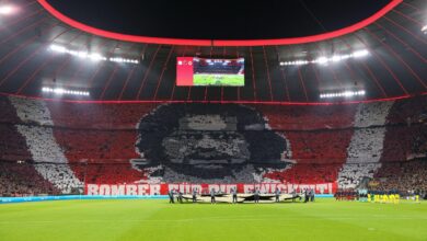 FC Bayern: Fans commemorate Gerd Müller with goosebumps choreography in the Champions League game against Villarreal