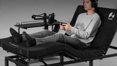 Curious: motorized gaming bed from Japan
